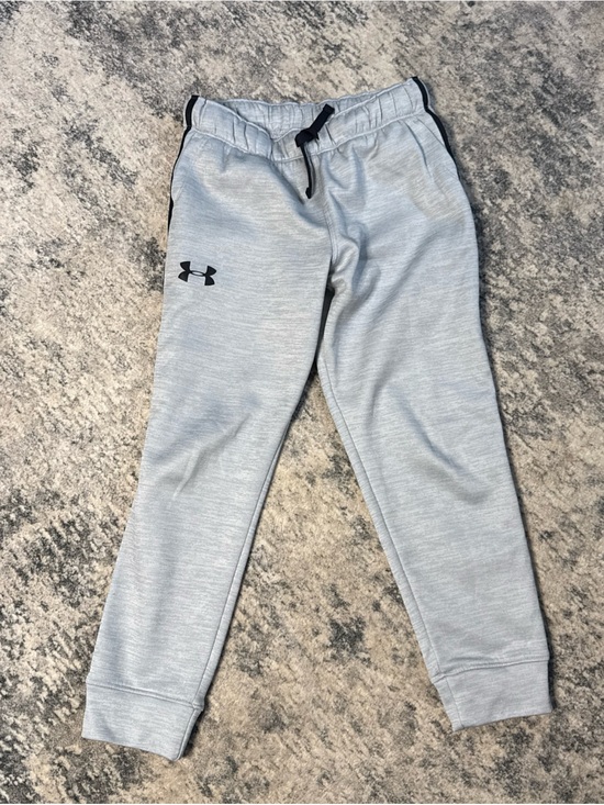 Under Armour Other - Under Armour Kids Light Gray XS Joggers with Black Logo